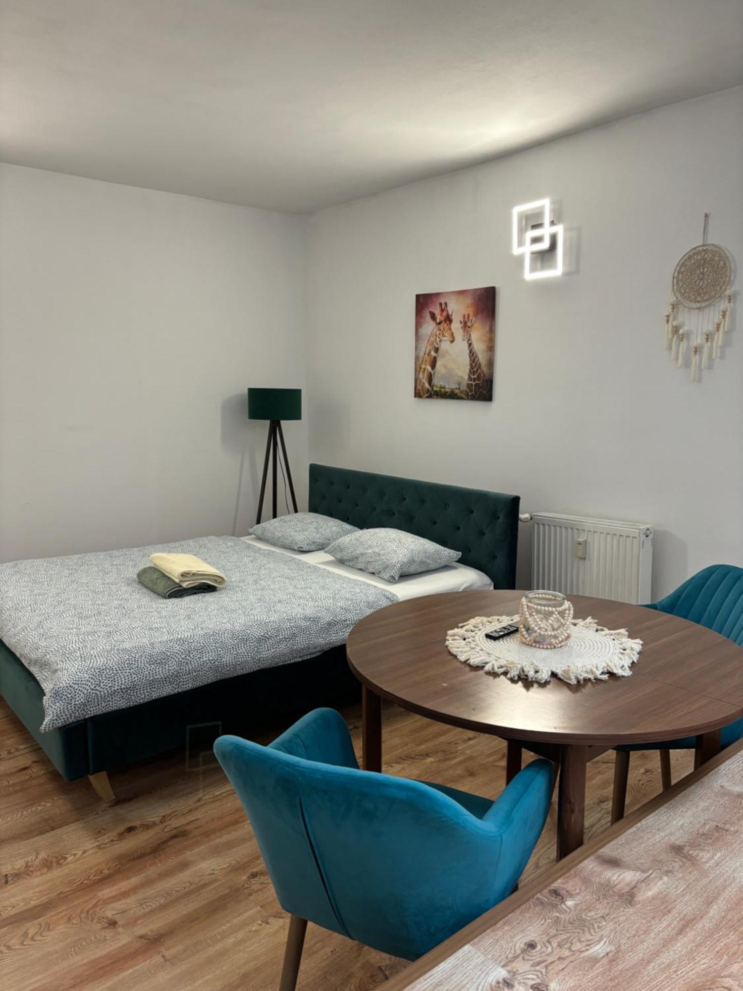 Central Apartment New Studio Košice Buitenkant foto